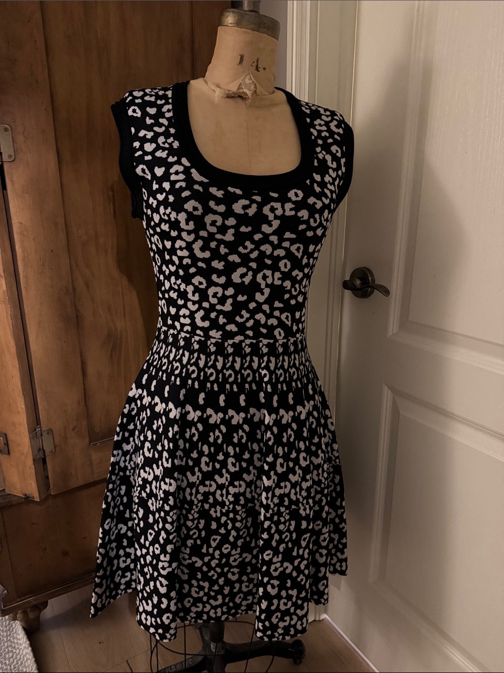 Rebecca Taylor Black & White Leopard Print Fit-and-Flare knit Dress